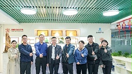 搭起人才舞臺丨珠海市香洲區(qū)總工會領導一行蒞臨靈科超聲波參觀調(diào)研