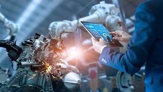 高效、穩(wěn)定、智能丨靈科激光塑料焊接機引領技術風潮
